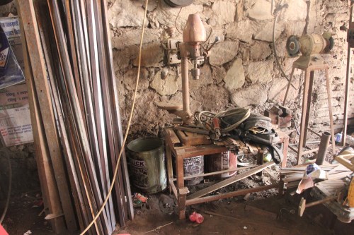 This shop is full of random stations like this