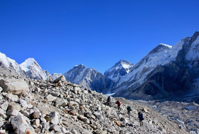 On the way to Gorapshep